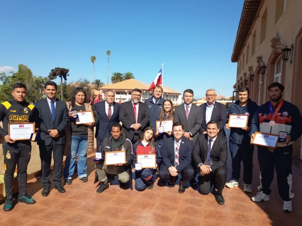 Con la presencia del ministro de Deportes se llevó a cabo el encuentro con aquellos deportistas que lograron podio en los ODESUR de Santa Fe. (Foto: Cedida)