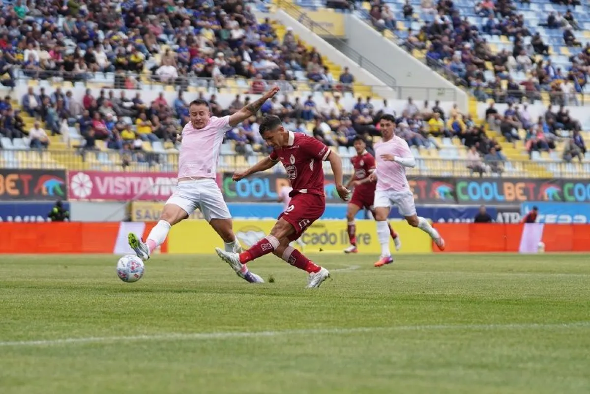 La Serena cae ante Everton en un polémico final marcado por dos penales