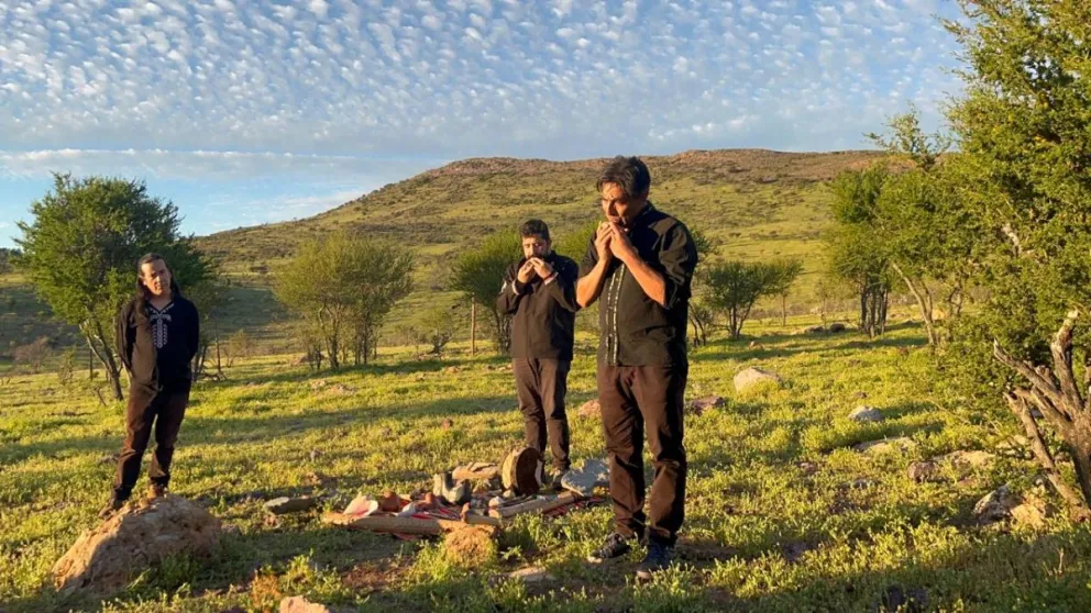 La investigación comenzó a tomar forma a partir de los instrumentos prehispánicos encontrados en el territorio, algunos de los cuales se conservan en el Museo del Limarí, en Ovalle. 