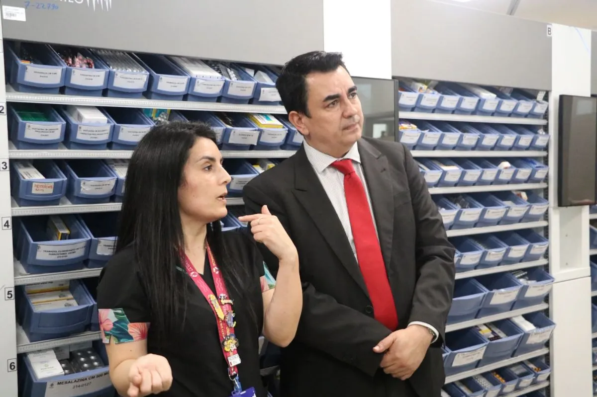 CENABAST insta a alcaldes a crear farmacias comunales CENABAST insta a alcaldes a crear farmacias comunales