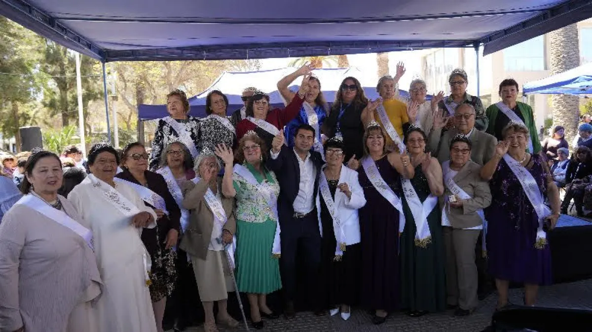 Ovalle presenta a las candidatas a Reina del Adulto Mayor