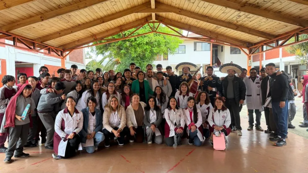 La profesora jefa invitó a sus alumnos a perseverar y a no renunciar a sus anhelos cuando aparezcan dificultades.