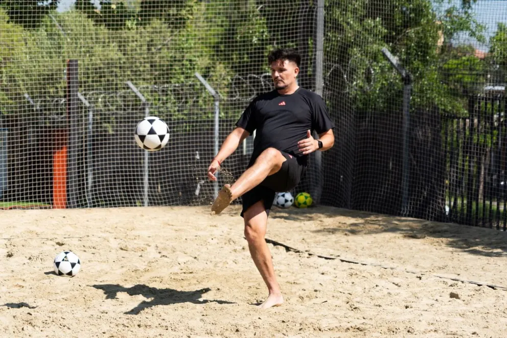 La Herradura acogerá una nueva propuesta deportiva para el verano de 2027 con el footvolley.  (Foto: Cedida)