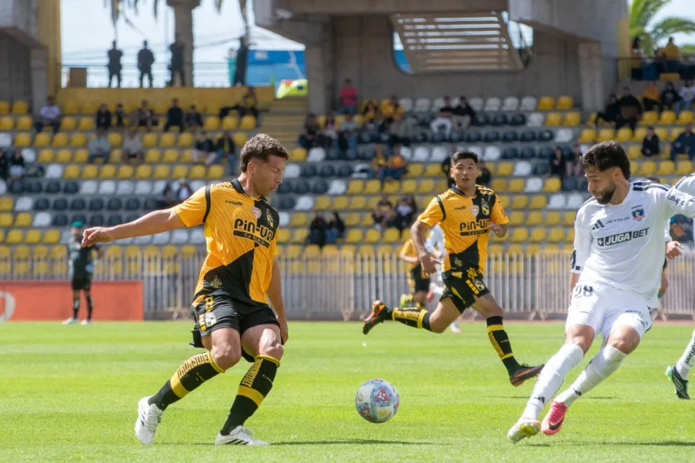 Coquimbo Unido superó ampliamente a Colo Colo en la fecha pasada, aunque perdería al atacante Nicolás Johansen.