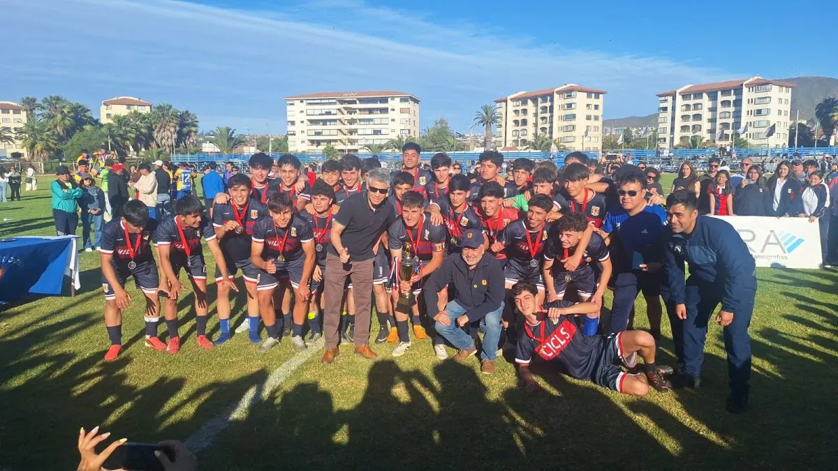 Inglés Católico gana la Lion Cup con un gol en el último minuto