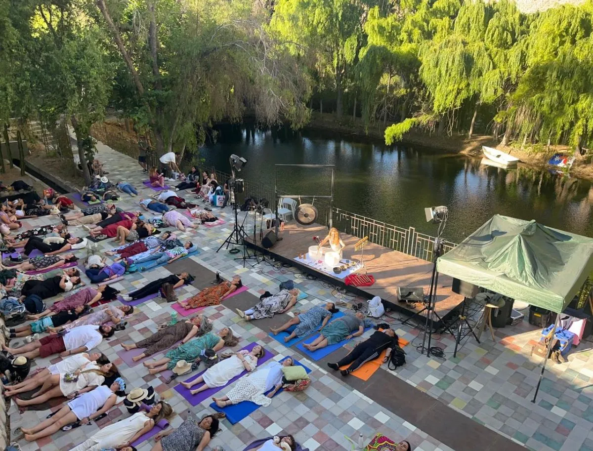 Holistic Fest vuelve a Paihuano con yoga, terapias y el primer ...